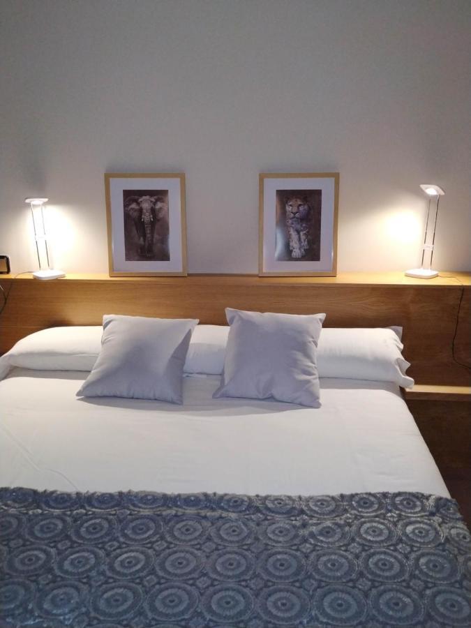 Aparthotel El Serch Andorra la Vella Bagian luar foto